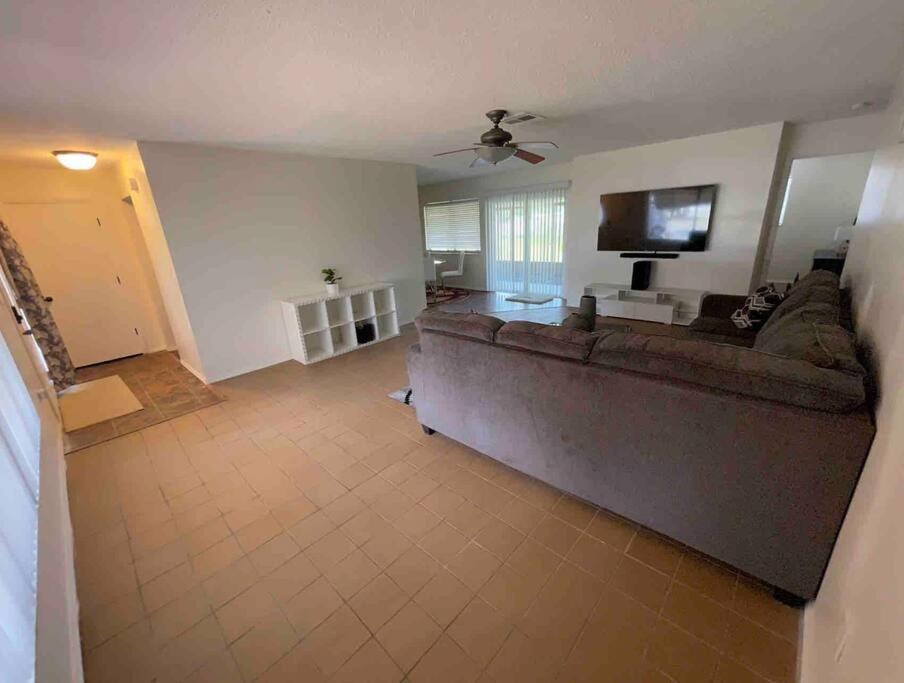Lakeside Retreat - 3 Bedroom, 2 Bathroom House By The Lake Lakeland Extérieur photo